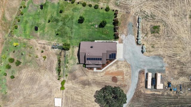 10203 Reedy Dr, Browns Valley, CA 95901
