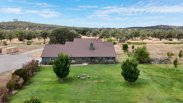 10203 Reedy Dr, Browns Valley, CA 95901