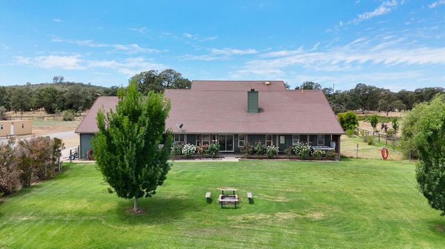 10203 Reedy Dr, Browns Valley, CA 95901