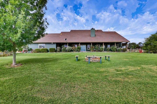 10203 Reedy Dr, Browns Valley, CA 95901