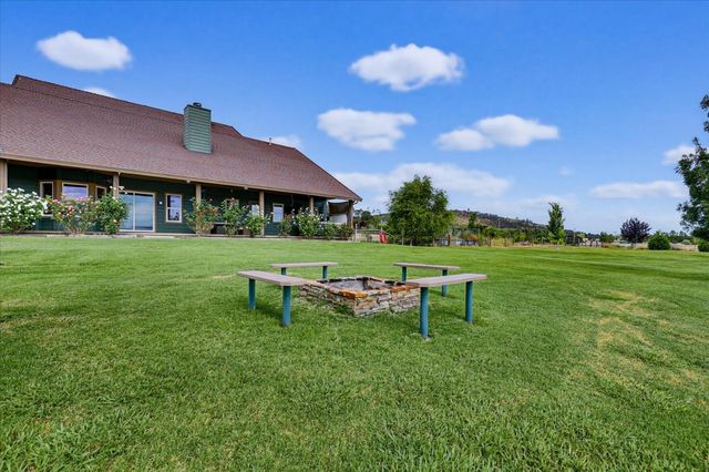 10203 Reedy Dr, Browns Valley, CA 95901