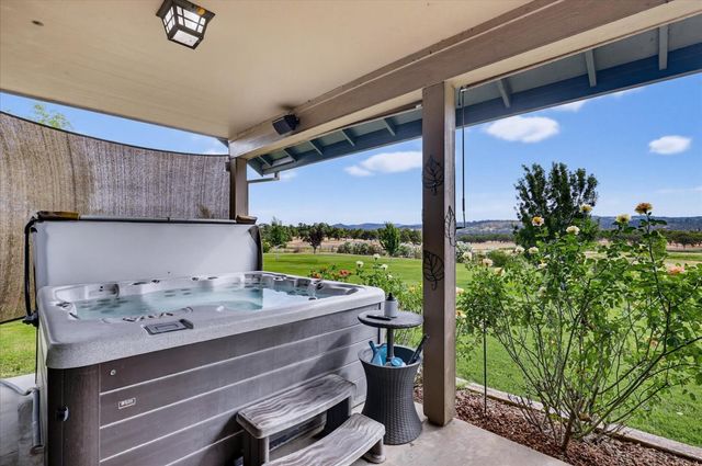 10203 Reedy Dr, Browns Valley, CA 95901