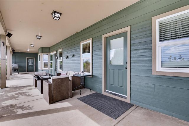 10203 Reedy Dr, Browns Valley, CA 95901