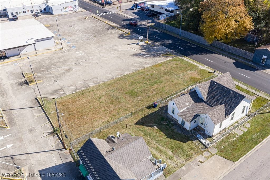 701 N 11th 1015 N G N 11th and G Street 701 N 11th 1015 N G N 11th and G Street