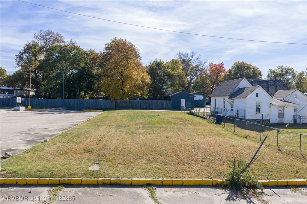 701 N 11th 1015 N G N 11th and G Street 701 N 11th 1015 N G N 11th and G Street