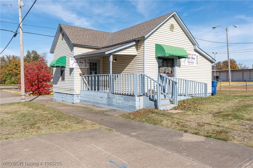 701 N 11th 1015 N G N 11th and G Street 701 N 11th 1015 N G N 11th and G Street