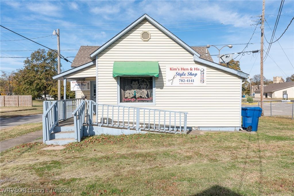 701 N 11th 1015 N G N 11th and G Street 701 N 11th 1015 N G N 11th and G Street