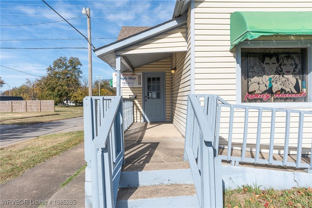 701 N 11th 1015 N G N 11th and G Street 701 N 11th 1015 N G N 11th and G Street