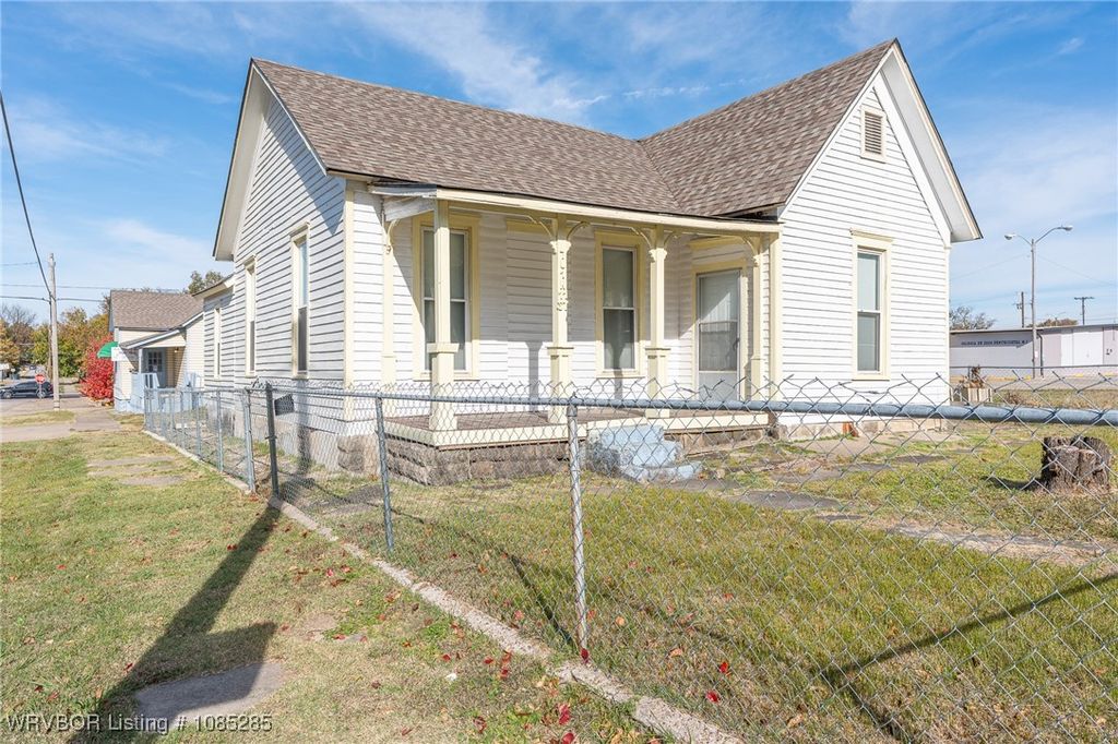 701 N 11th 1015 N G N 11th and G Street 701 N 11th 1015 N G N 11th and G Street