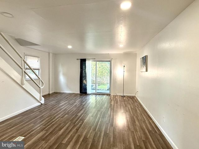 1413 SOUTHAMPTON RD, Philadelphia, PA 19116