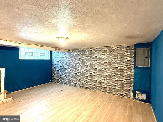 1413 SOUTHAMPTON RD, Philadelphia, PA 19116