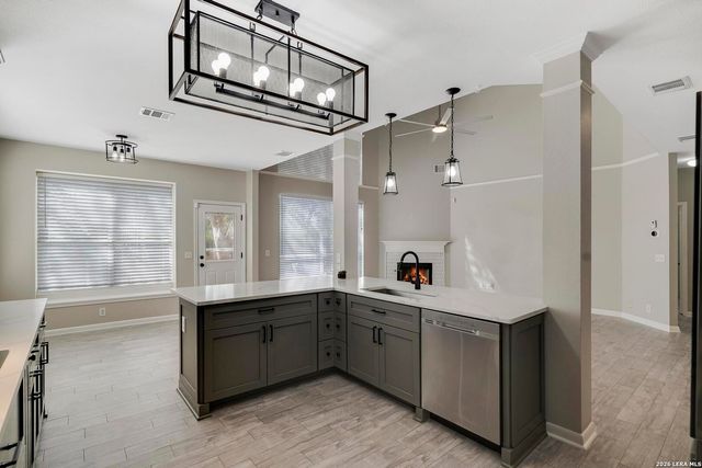 3022 Sable Xing, San Antonio, TX 78232