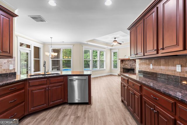 60 Rocky Bay Lane, Senoia, GA 30276