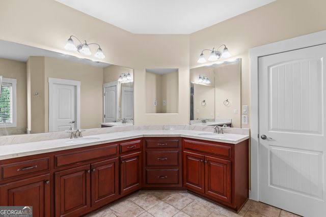 60 Rocky Bay Lane, Senoia, GA 30276