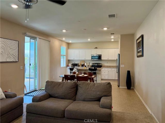 17119 Gray Pine Place, San Bernardino, CA 92407