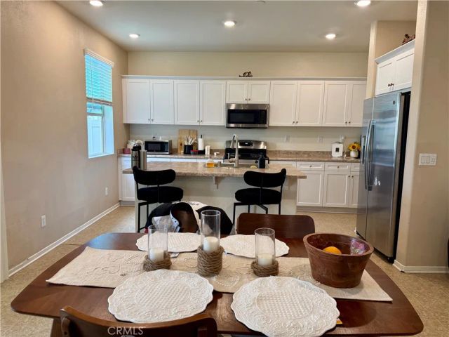 17119 Gray Pine Place, San Bernardino, CA 92407