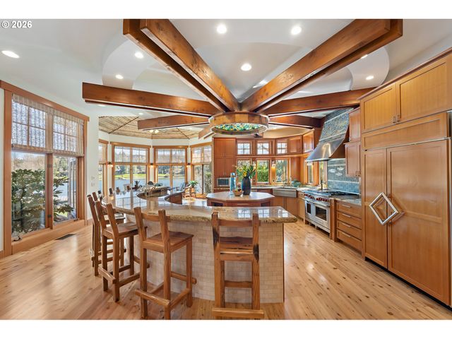 12790 S FIELDING Rd, Lake Oswego, OR 97034