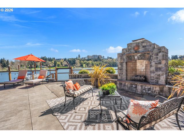 12790 S FIELDING Rd, Lake Oswego, OR 97034