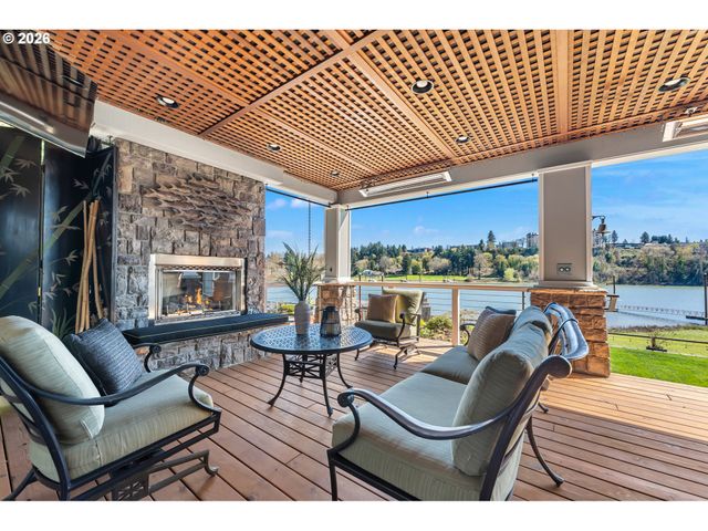 12790 S FIELDING Rd, Lake Oswego, OR 97034