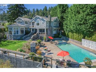 12790 S FIELDING Rd, Lake Oswego, OR 97034