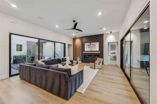 5217 Liberty Cove Drive, Spring, TX 77386