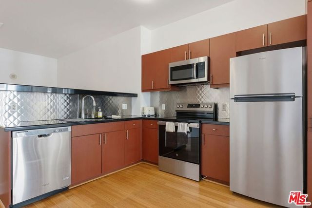 3810 Wilshire Boulevard 602, Los Angeles, CA 90010