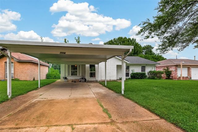7506 Carver Avenue, Texas City, TX 77591