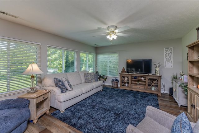 9827 Olde Park Drive, Tipp City, OH 45371