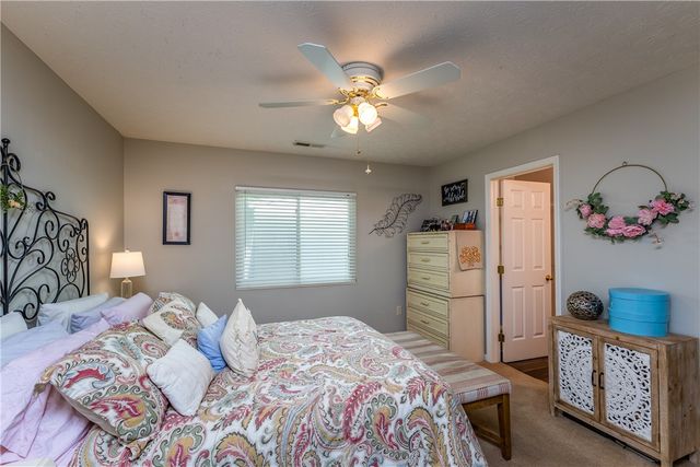 9827 Olde Park Drive, Tipp City, OH 45371