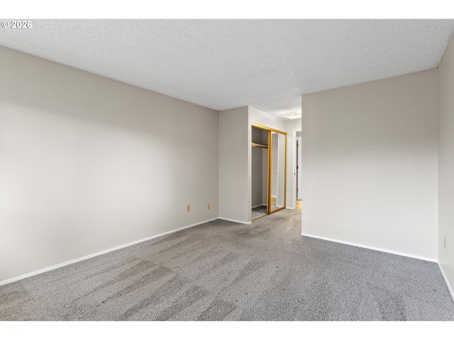 509 E PINEHURST Dr, Newberg, OR 97132