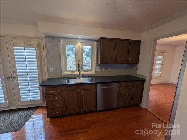 3023 Shallowood Lane, Charlotte, NC 28277