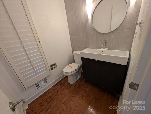 3023 Shallowood Lane, Charlotte, NC 28277