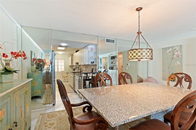 2900 GULF BOULEVARD 201, Belleair Beach, FL 33786