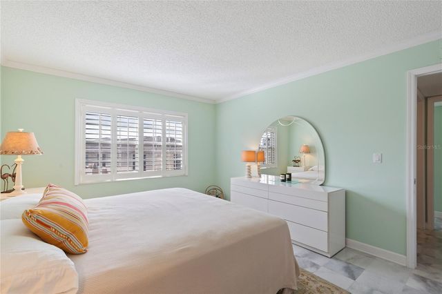 2900 GULF BOULEVARD 201, Belleair Beach, FL 33786