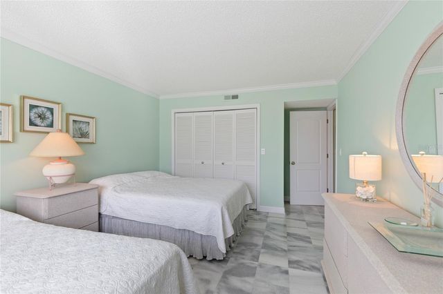2900 GULF BOULEVARD 201, Belleair Beach, FL 33786