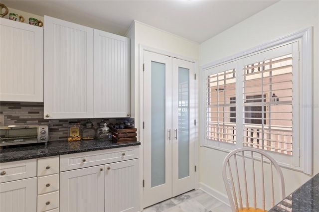 2900 GULF BOULEVARD 201, Belleair Beach, FL 33786