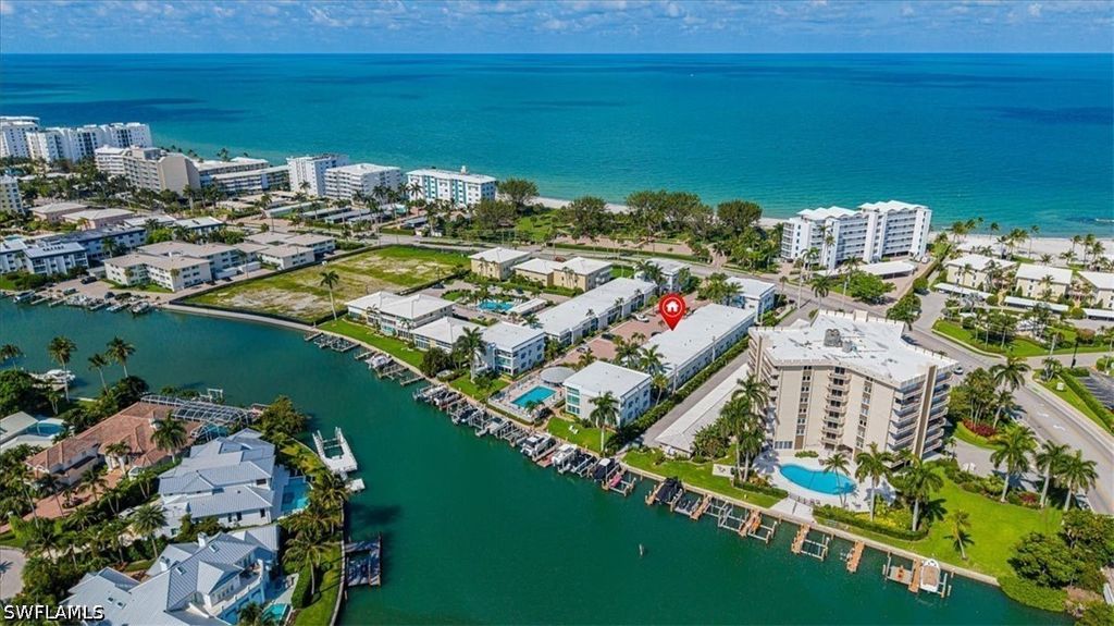 2100 Gulf Shore BLVD N 111, Naples, FL 34102