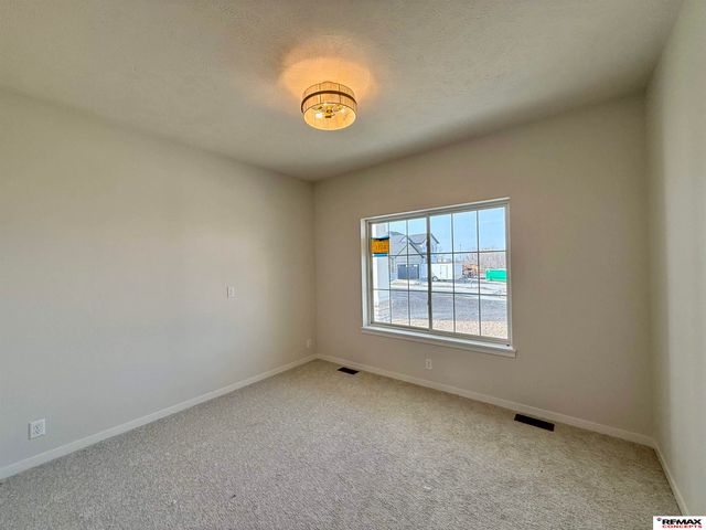 8511 Butterfly Court, Lincoln, NE 68526