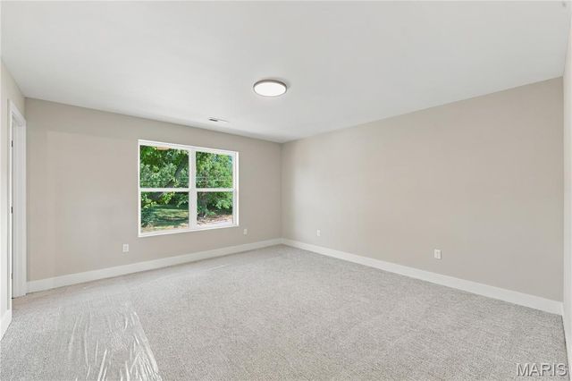 9609 Ashmont Drive, St Louis, MO 63132