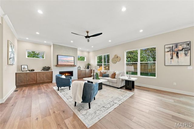 9609 Ashmont Drive, St Louis, MO 63132