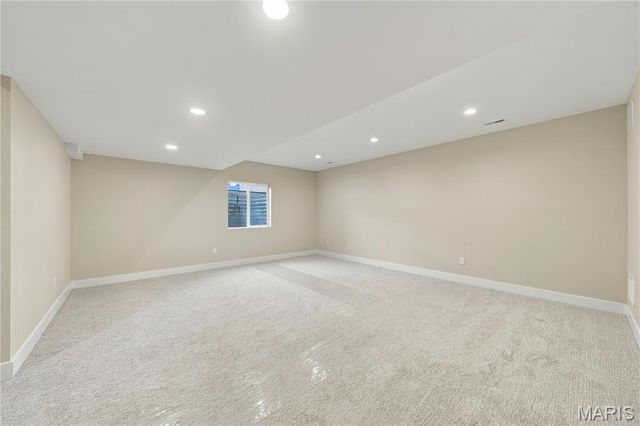 9609 Ashmont Drive, St Louis, MO 63132