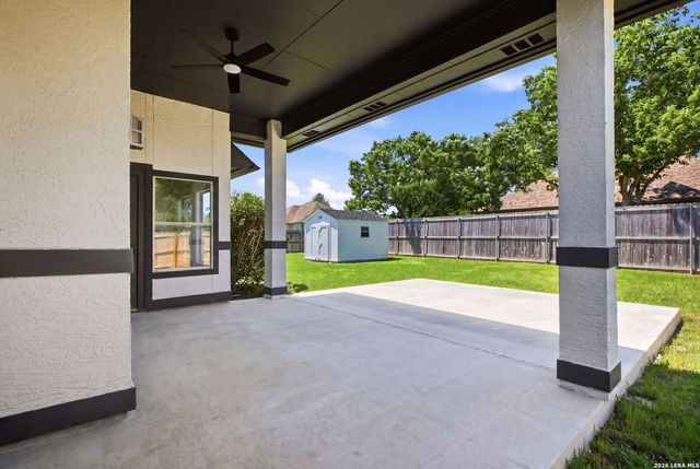 1178 Loma Verde, New Braunfels, TX 78130