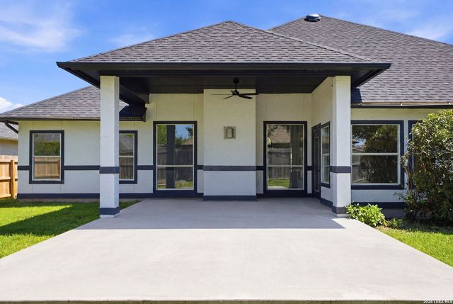 1178 Loma Verde, New Braunfels, TX 78130