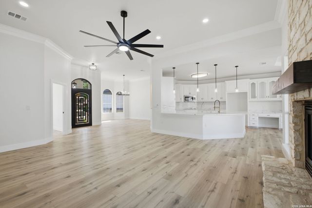 1178 Loma Verde, New Braunfels, TX 78130