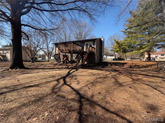 926 Wisdom Lane, Pacific, MO 63069