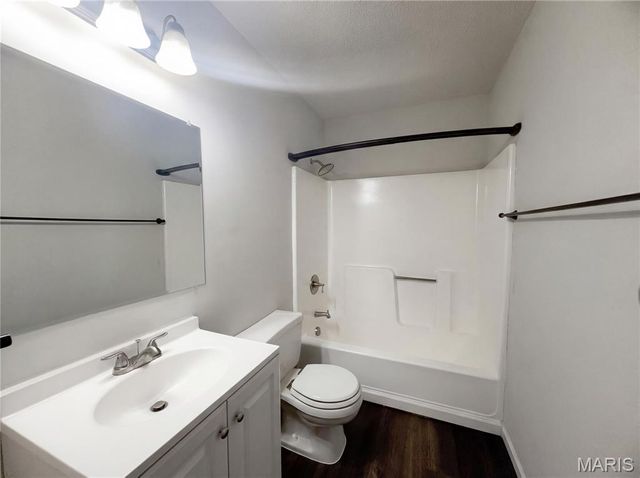 926 Wisdom Lane, Pacific, MO 63069