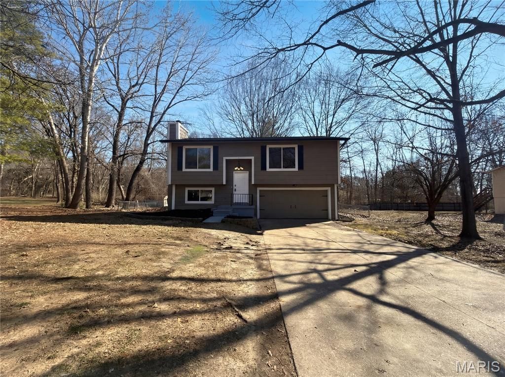 926 Wisdom Lane, Pacific, MO 63069