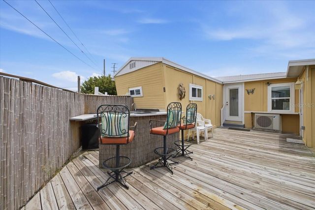 6621 KANSAS STREET, Bradenton, FL 34207