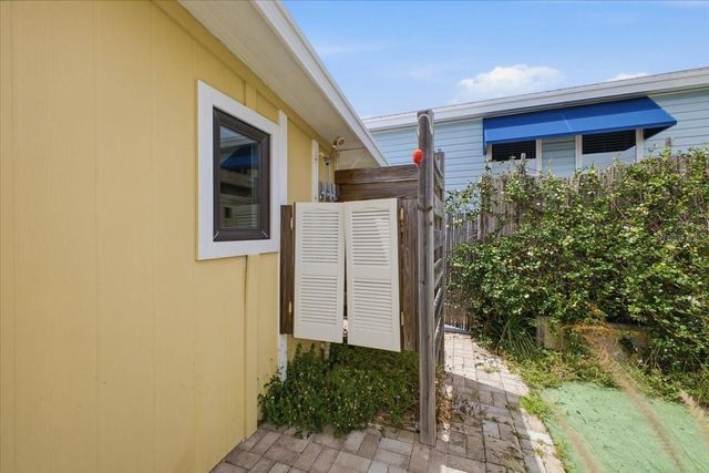 6621 KANSAS STREET, Bradenton, FL 34207