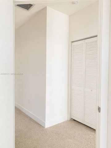 4384 NW 9th St 4384, Plantation, FL 33317